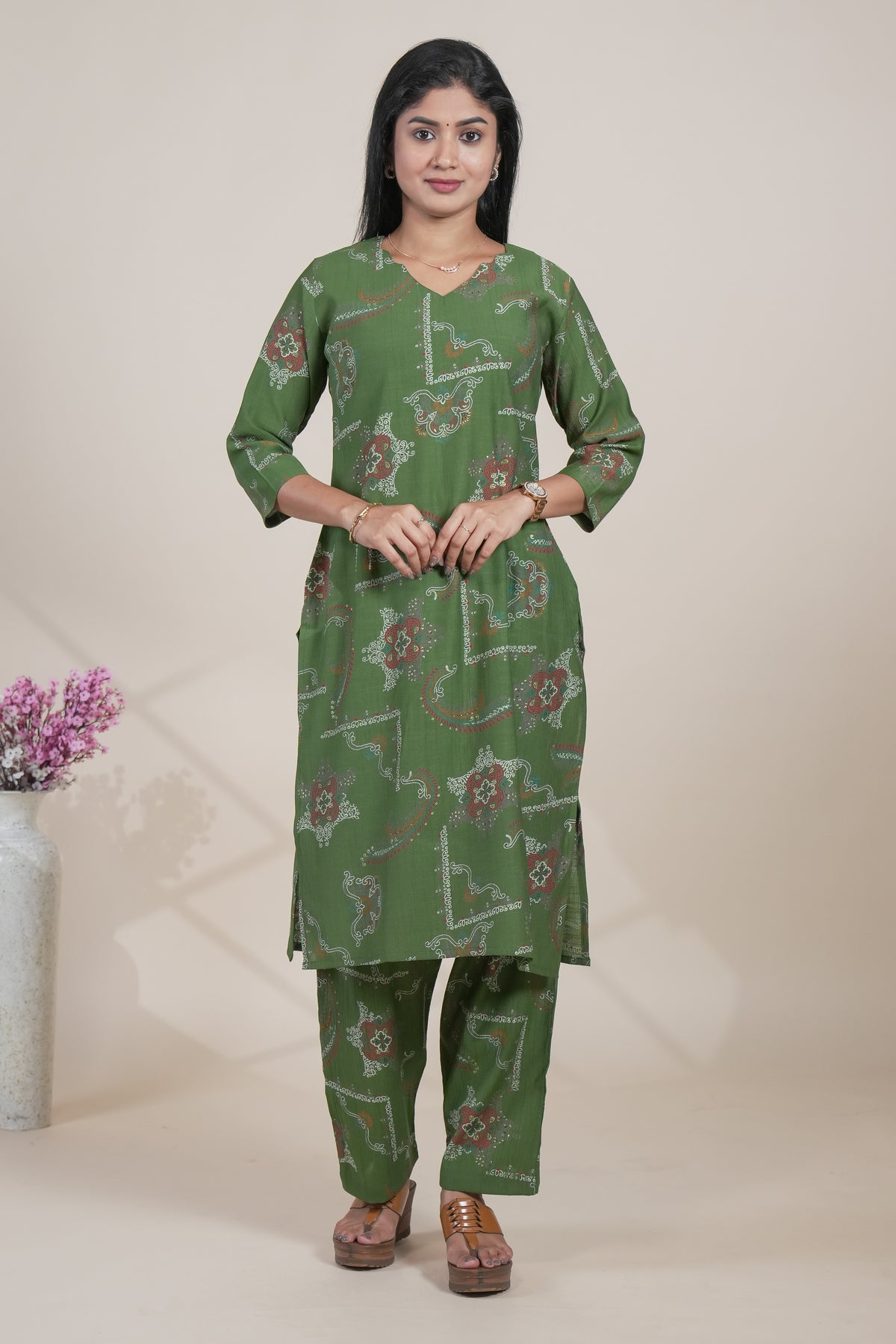 Green Printed Straight Kurta with Matching Pants Set