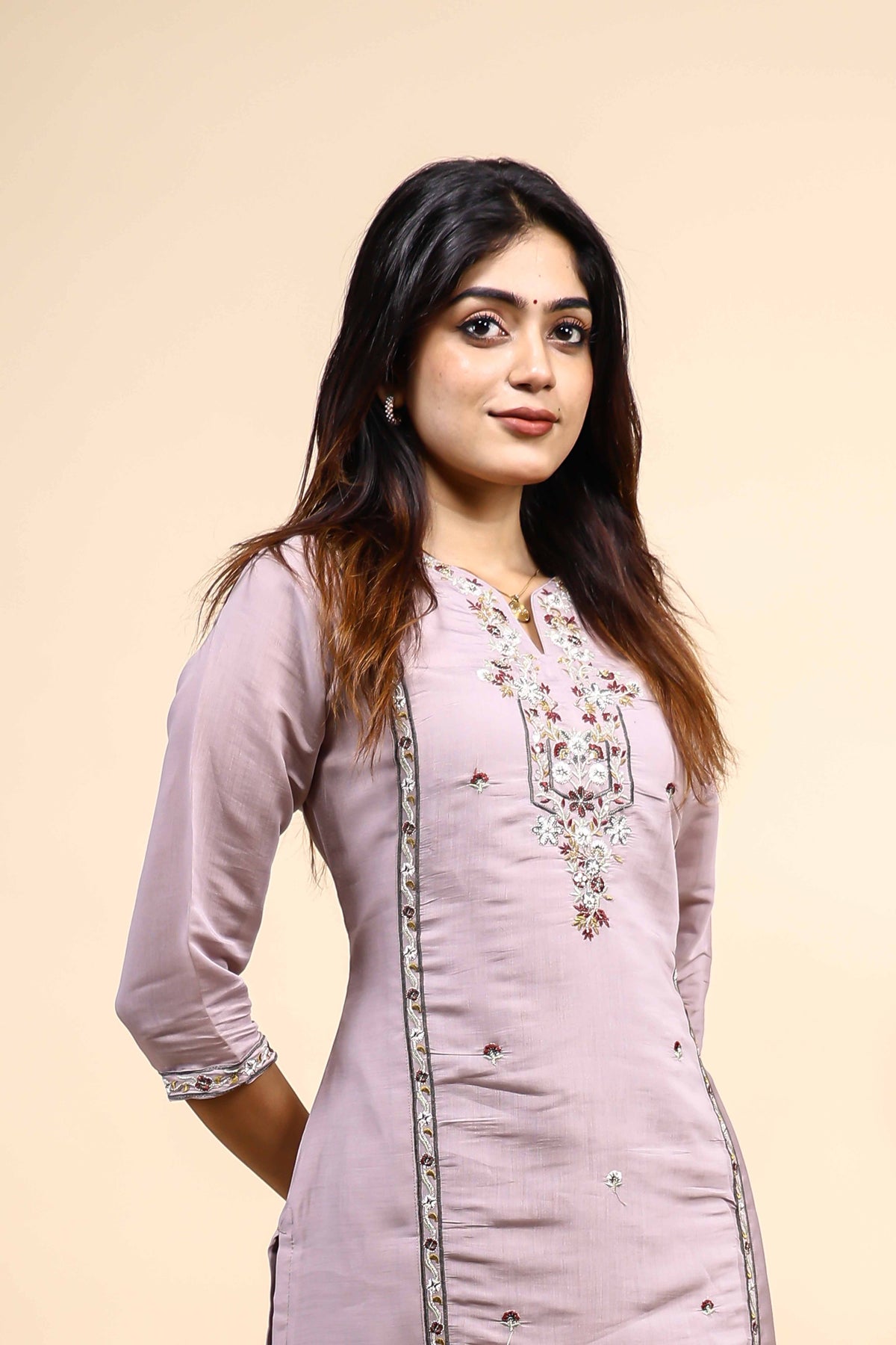 Mauve Embroidered Silk-Blend Straight Kurta & Pant 2 Piece Set