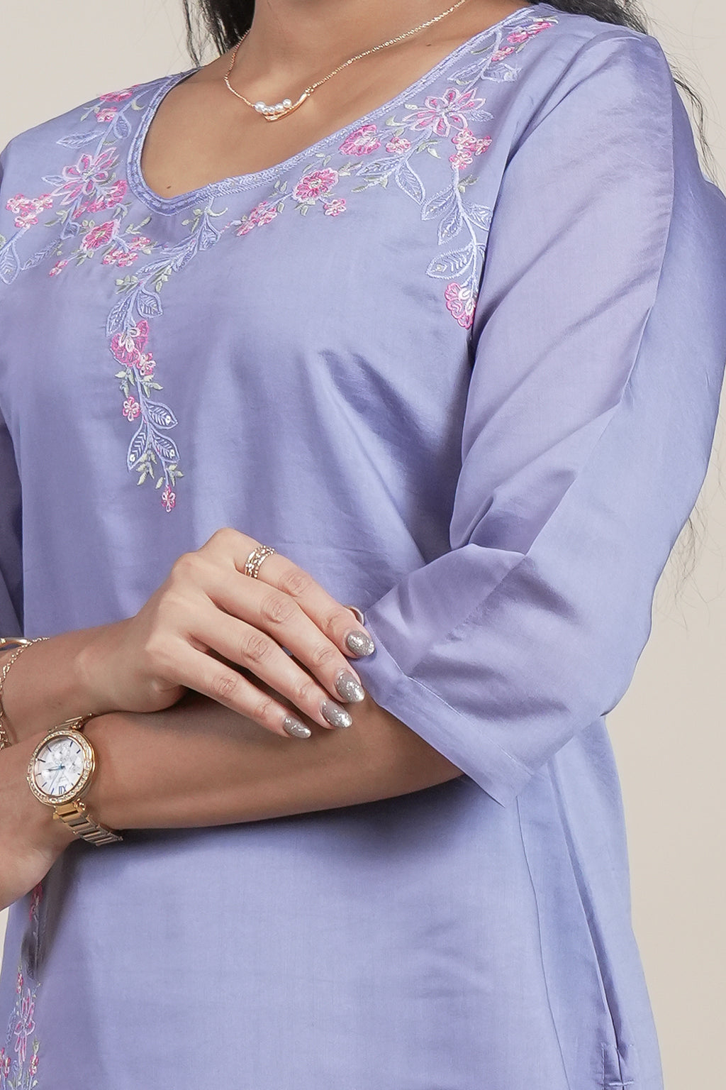 Elegant Lavender Embroidered Straight Kurta with Pants Set