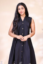 Elegant Black Sleeveless Dress with Abstract Floral Border Embroidery
