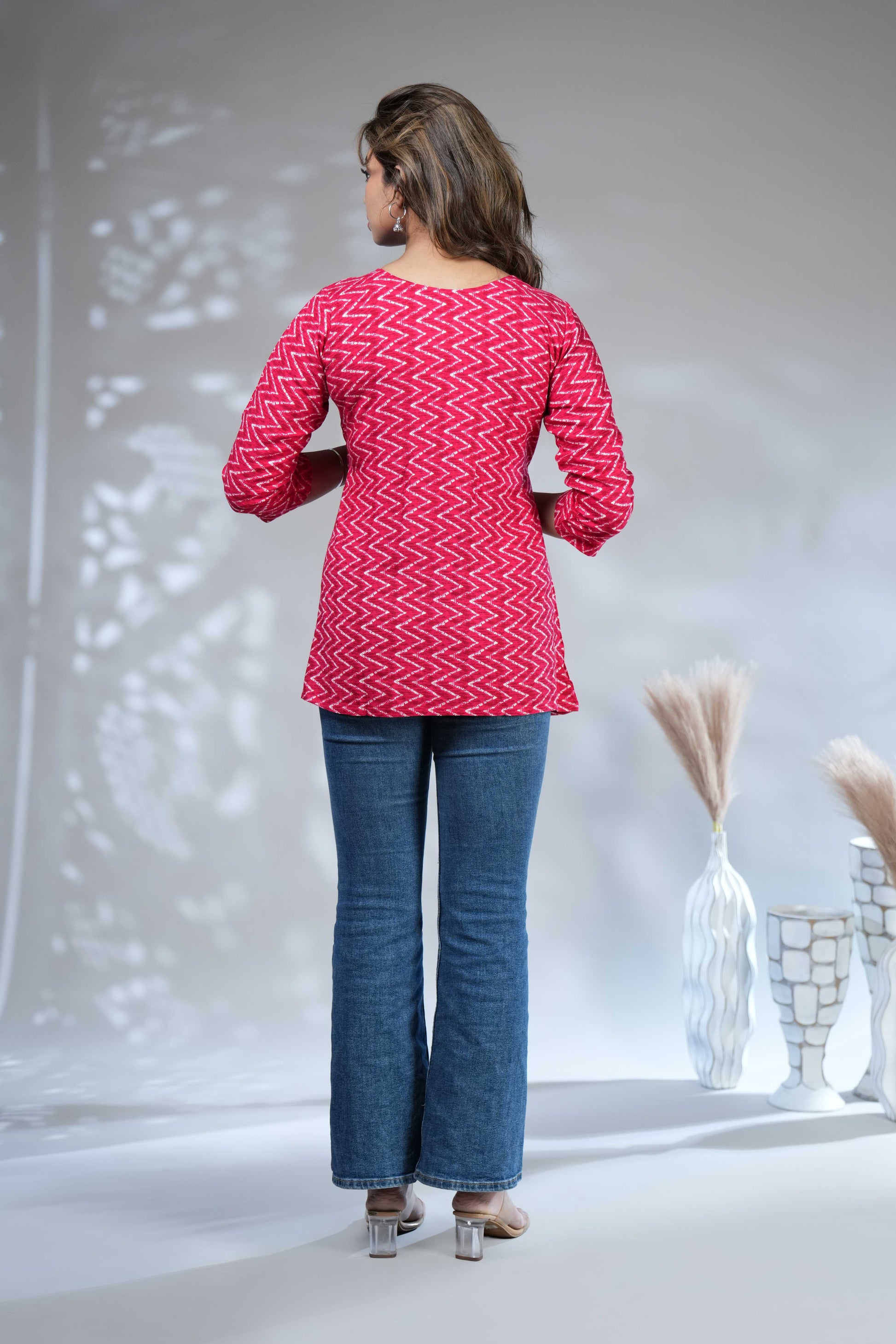 Women's Pink & White Geometric Print A-Line Short Kurti