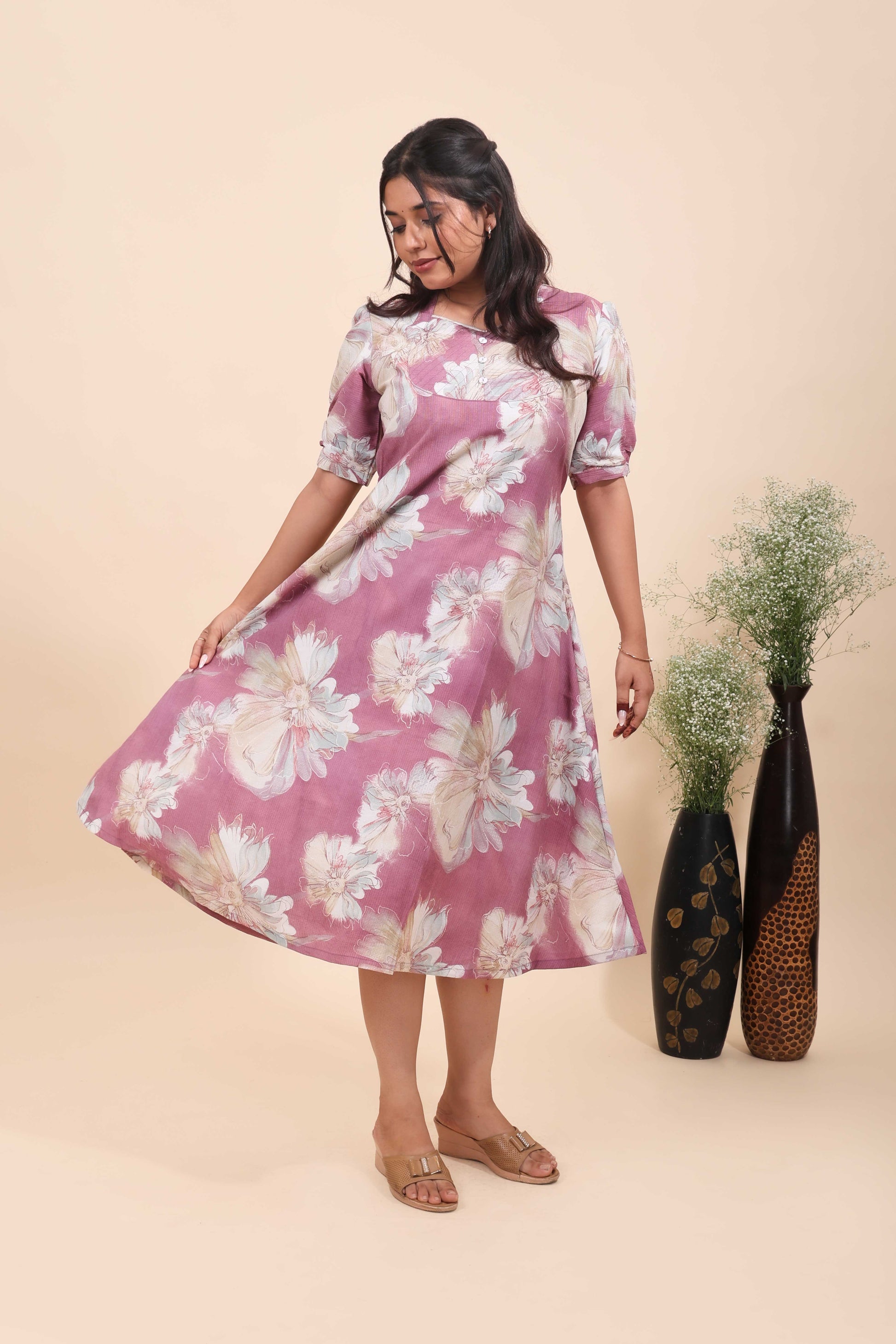 Women's Mauve Floral Print A-Line Midi Dress with Puff Sleeves