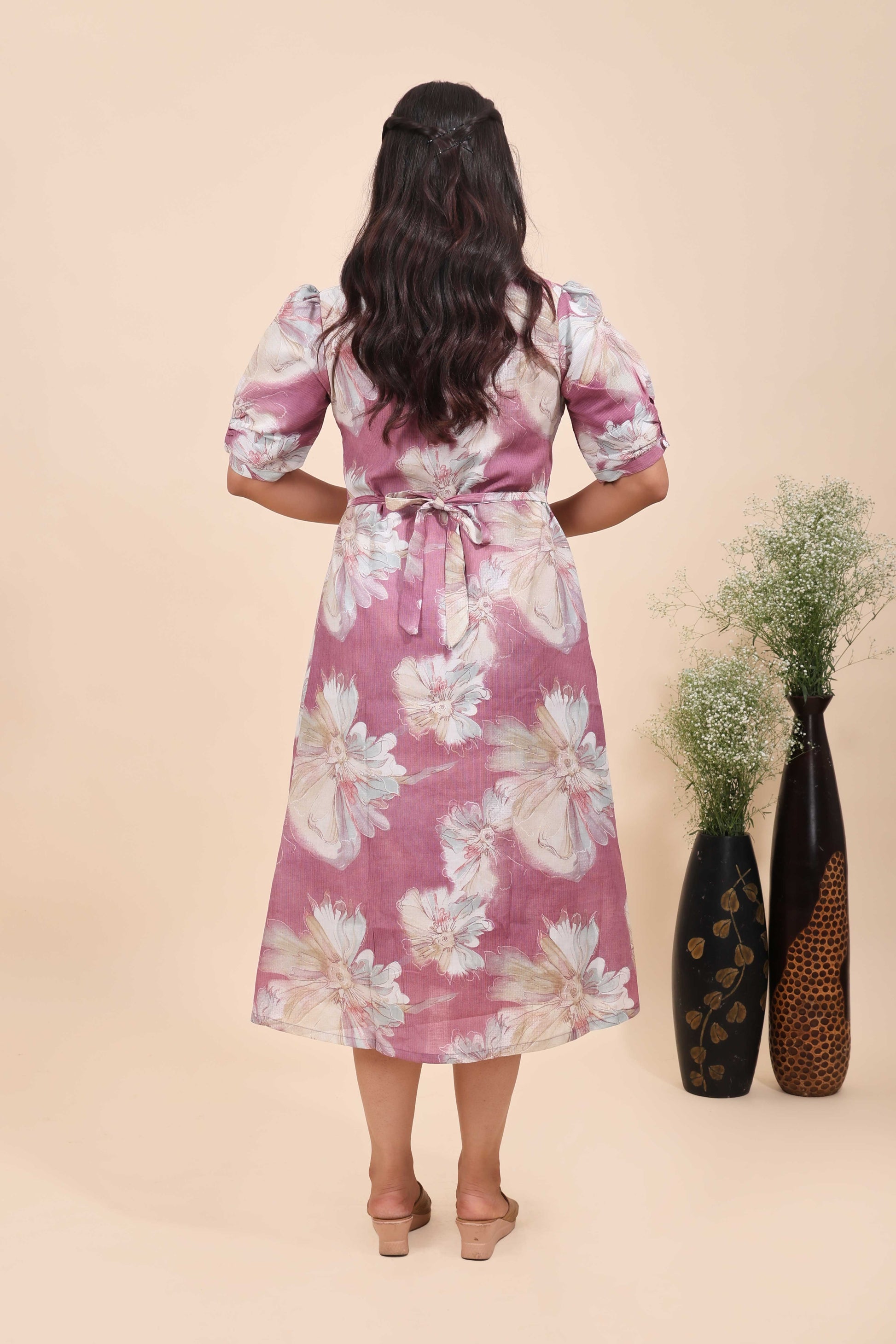 Women's Mauve Floral Print A-Line Midi Dress with Puff Sleeves
