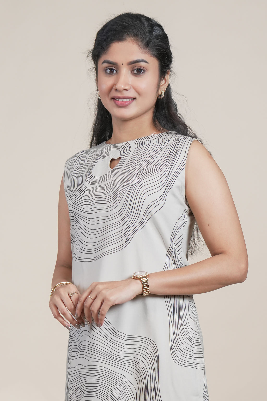 Elegant Abstract Line-Printed Straight Kurta and Pants Set