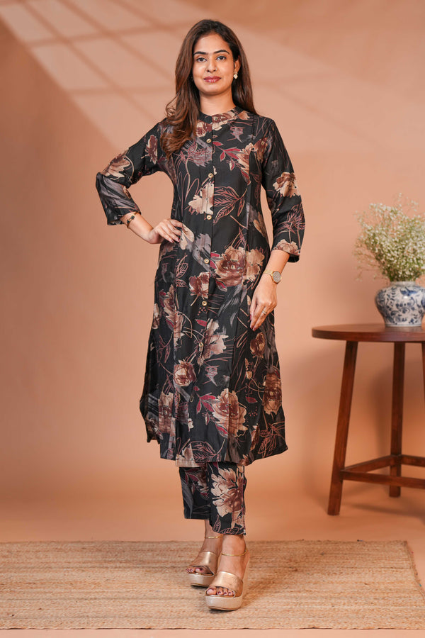 It is a Two-Piece Co-Ord Set Consisting of a Longline Tunic (Kurta)