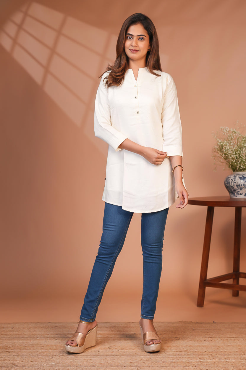 Classic Ivory Straight - Cut Top Grace White Base.