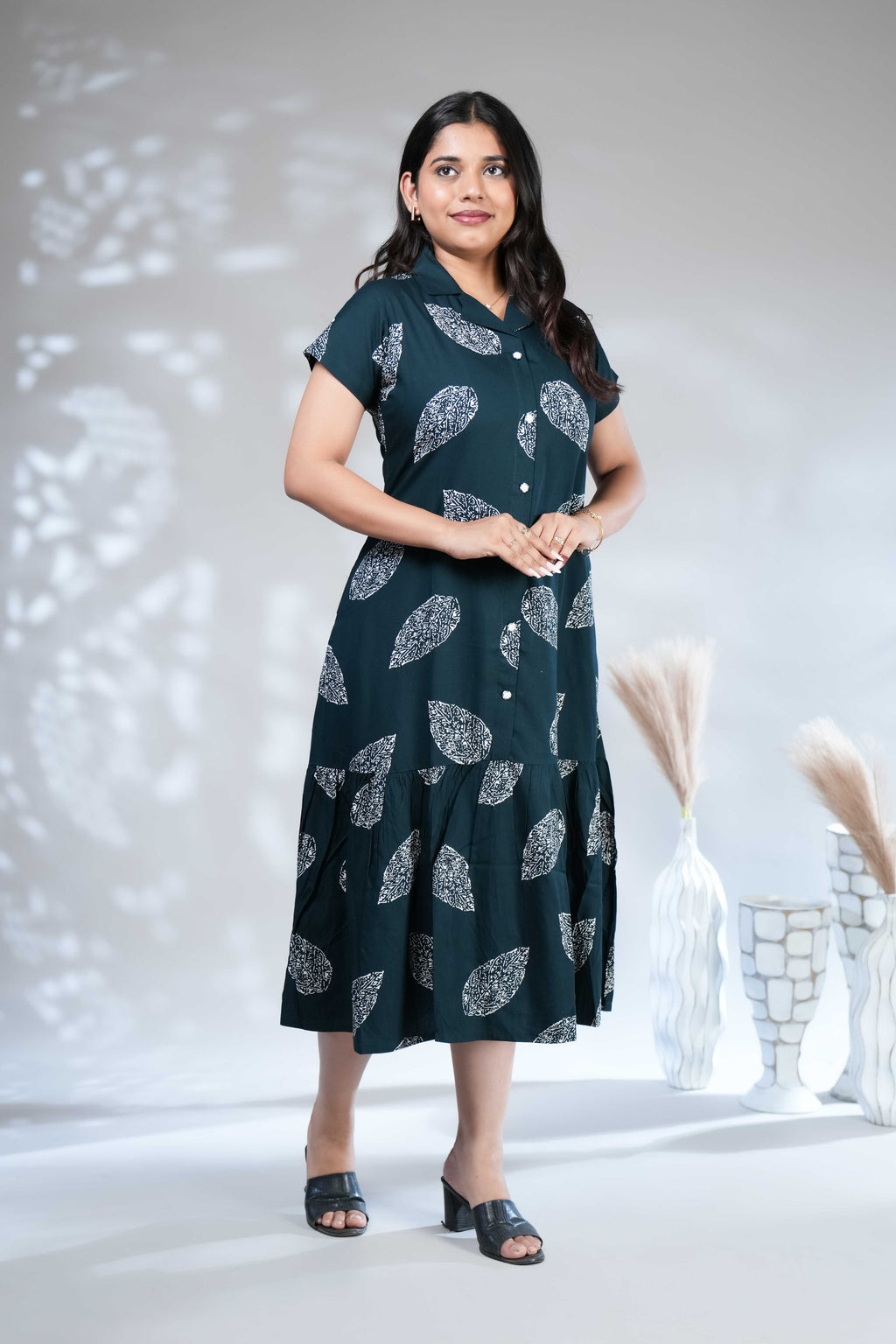 Women's Dark Green Leaf Print Shirt Dress with Ruffled Hem