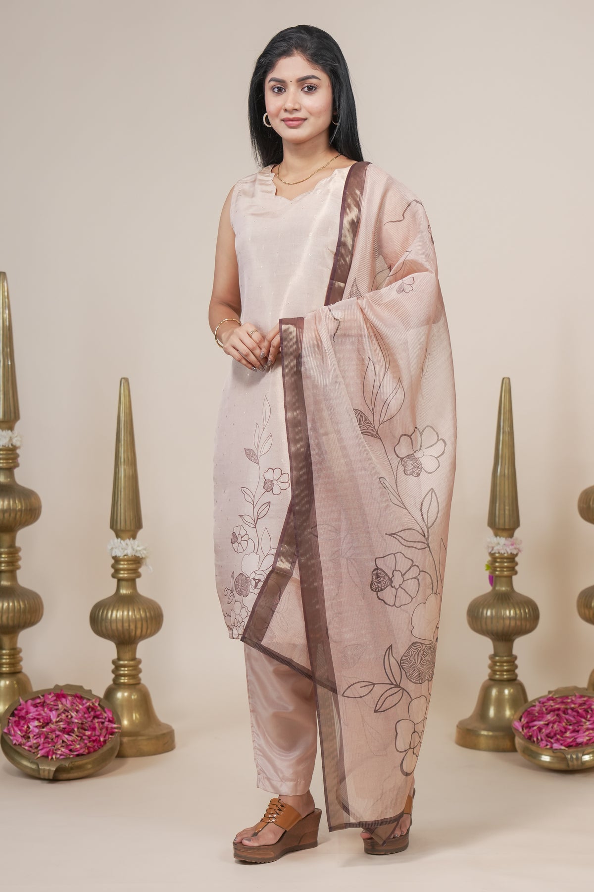 Elegant Peach Kurta Set with Floral Printed Dupatta