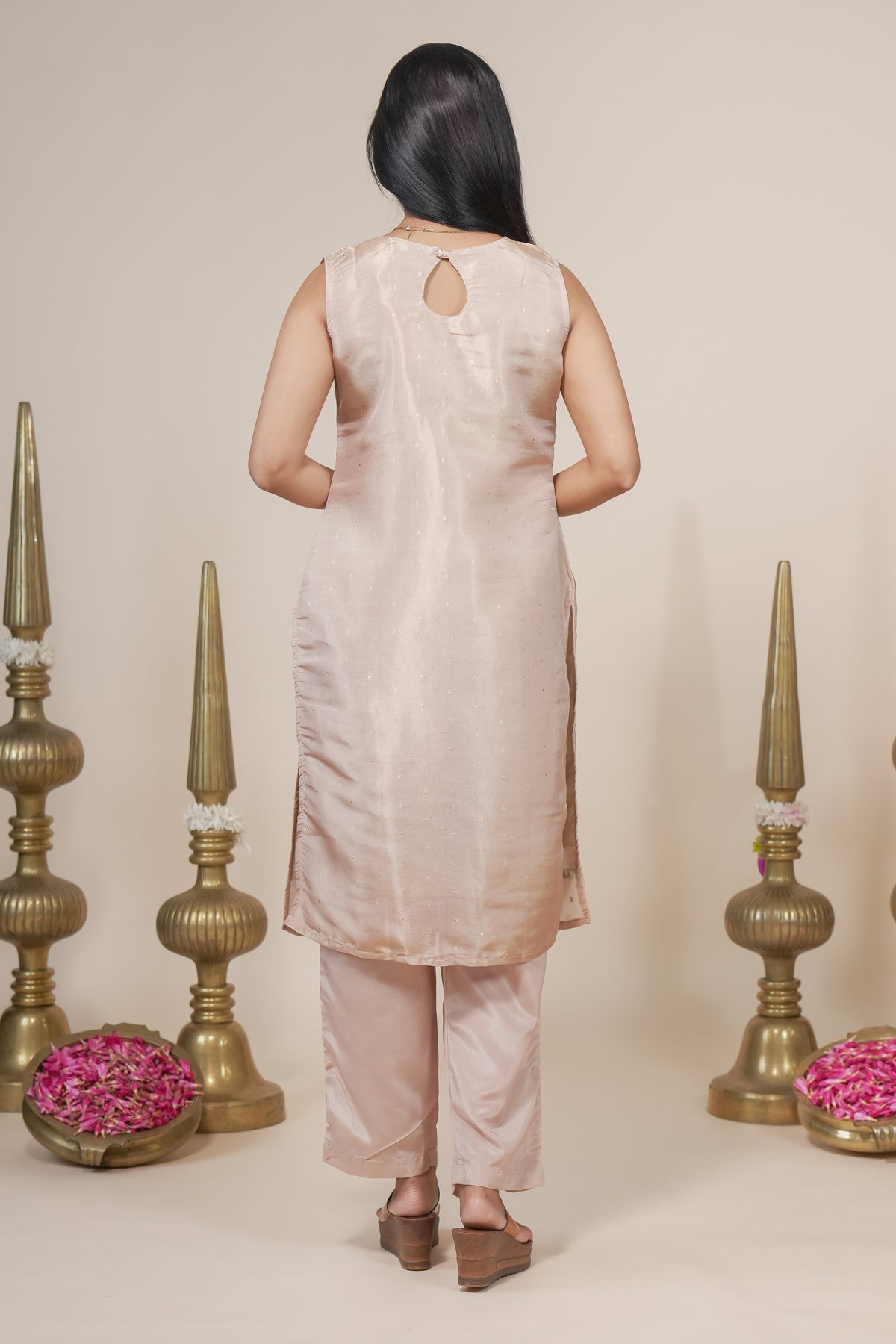 Elegant Peach Kurta Set with Floral Printed Dupatta