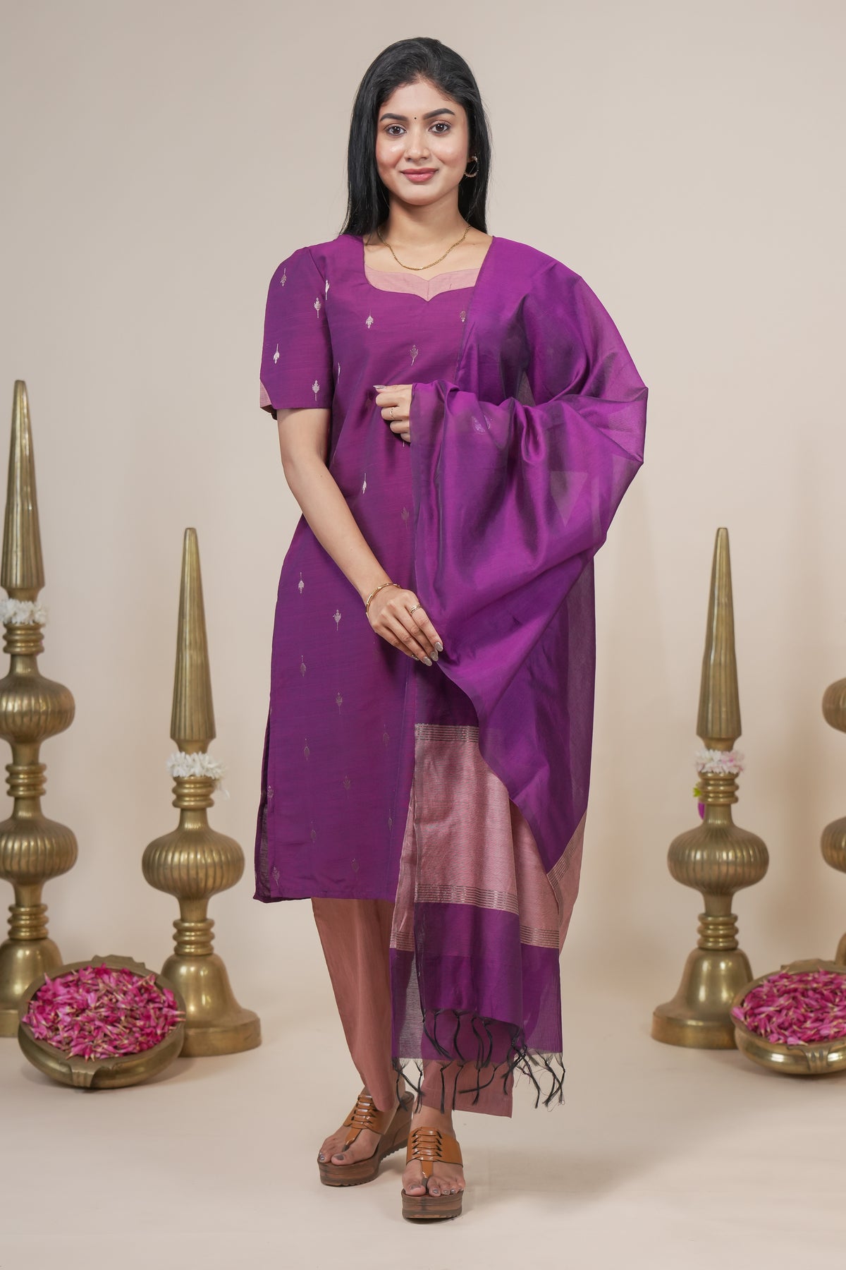 Elegant Purple Kurta Set with Contrasting Dupatta and Trousers