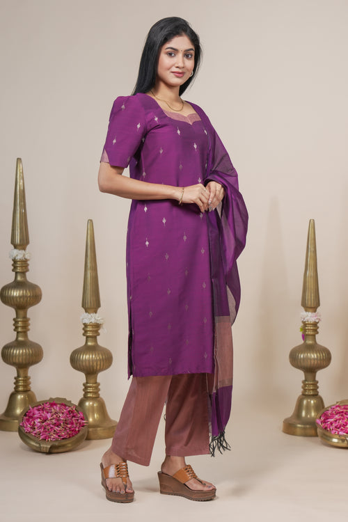 Elegant Purple Kurta Set with Contrasting Dupatta and Trousers