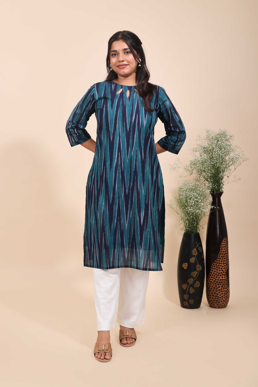 Women's Teal & Navy Blue Ikat Straight Cotton Kurta