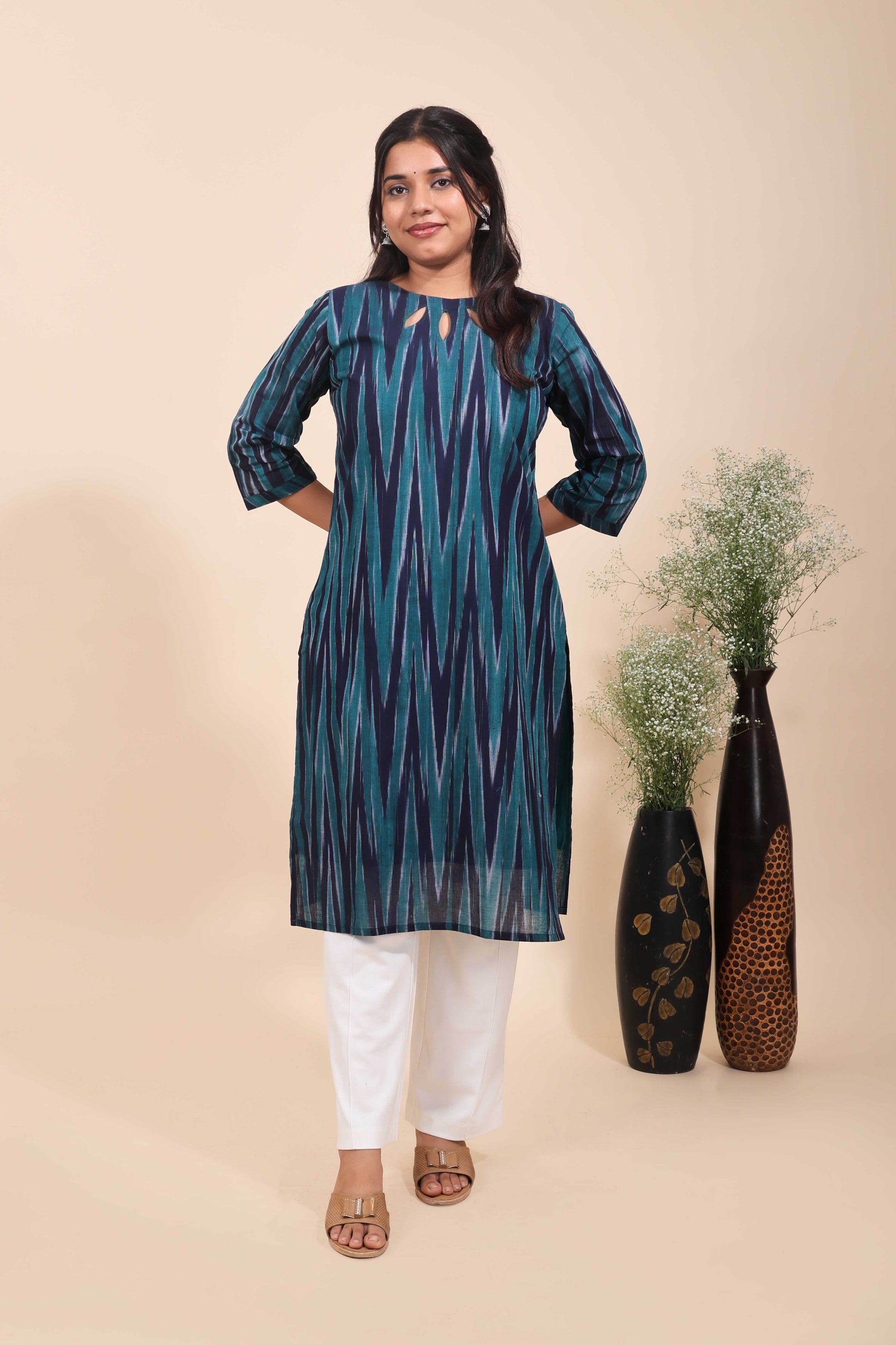 Women's Teal & Navy Blue Ikat Straight Cotton Kurta