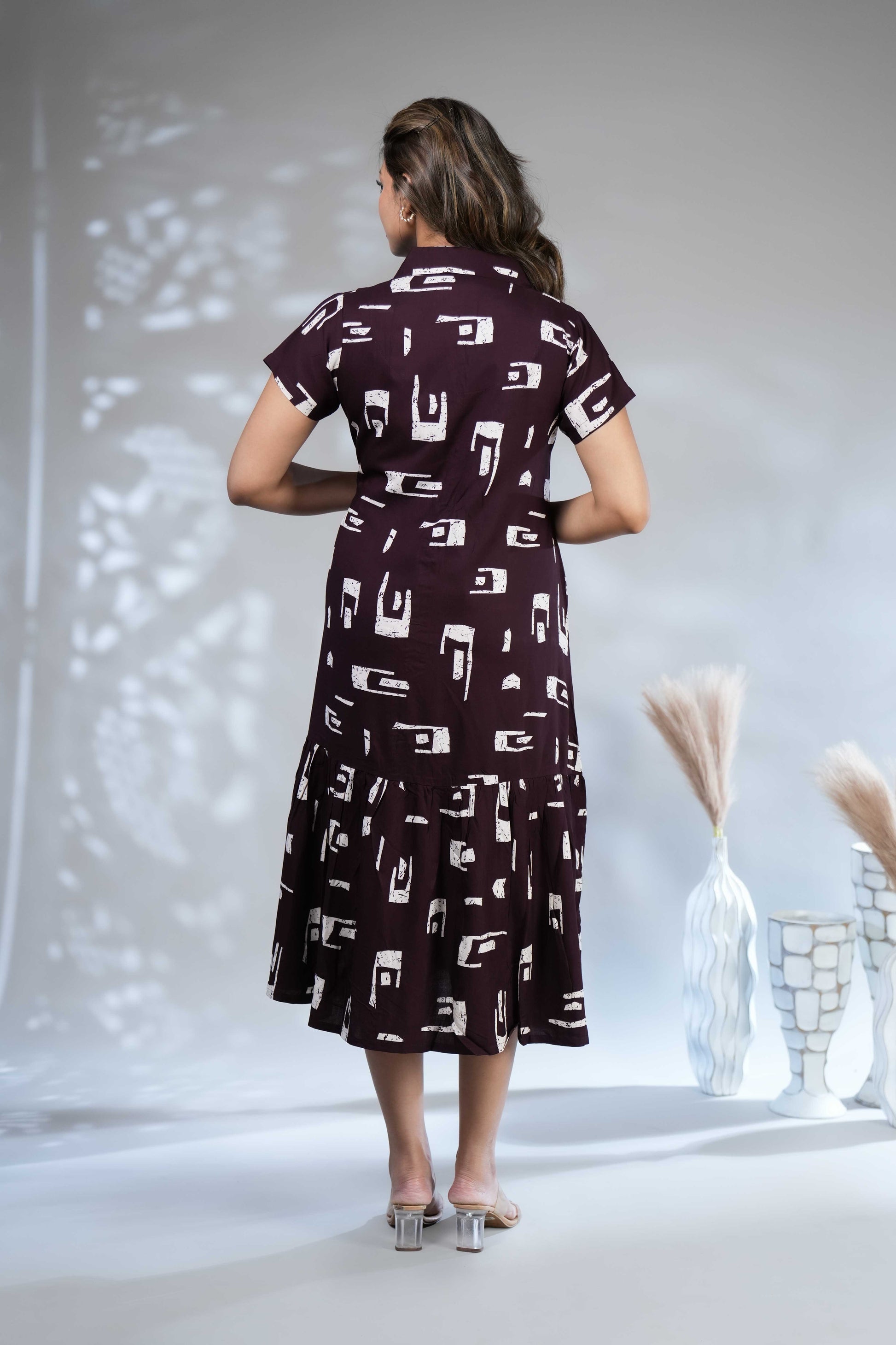 Women's Abstract Print Button-Down Tiered Midi Dress