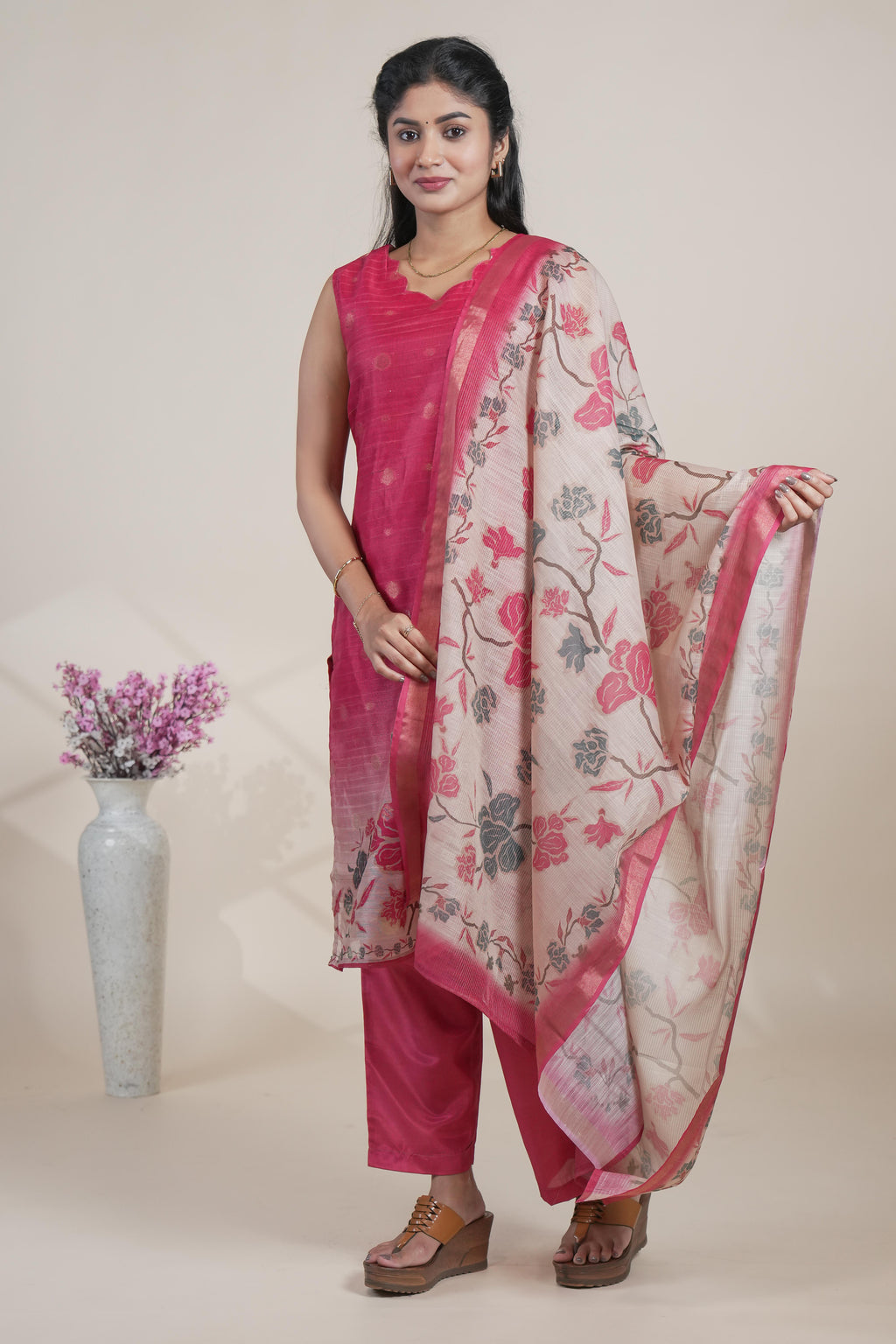 Elegant Pink Kurta Set with Floral Printed Dupatta