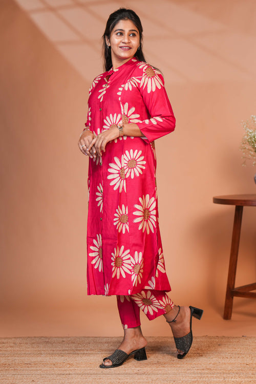 A Deep Black Base With Large, Rustic-Toned Botanical Motifs in Rust, Mocha, and Beige Botanical Prints.