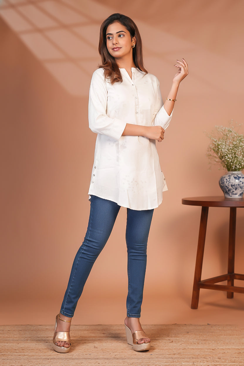 Classic Ivory Straight - Cut Top Grace White Base.