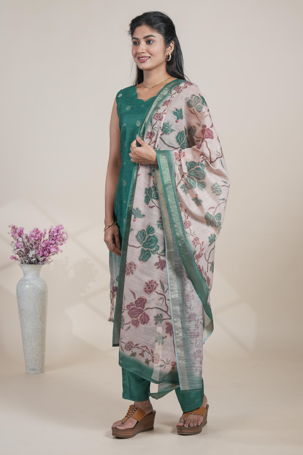 Elegant Emerald Green Suit Set with Floral Printed Dupatta