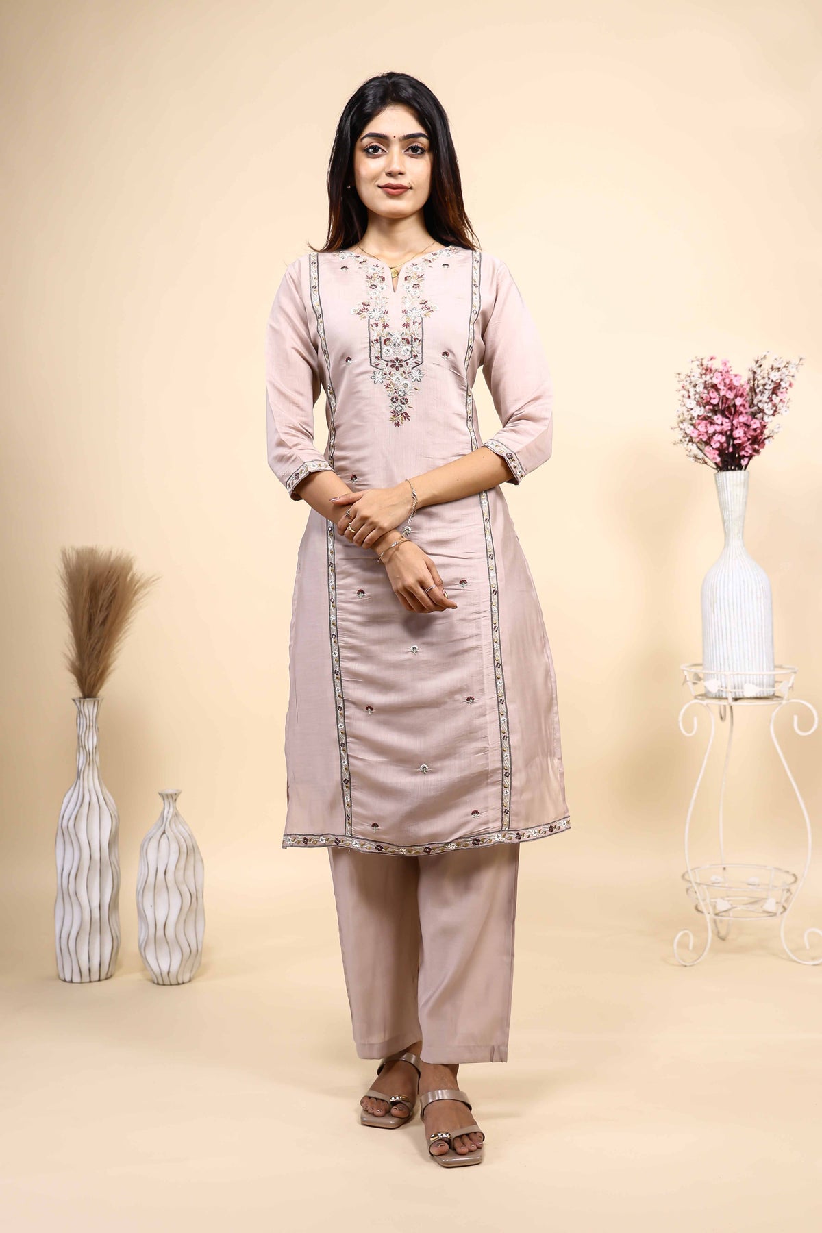 Elegant Dusty Pink Embroidered Straight Kurta with Pants 2 Piece Set