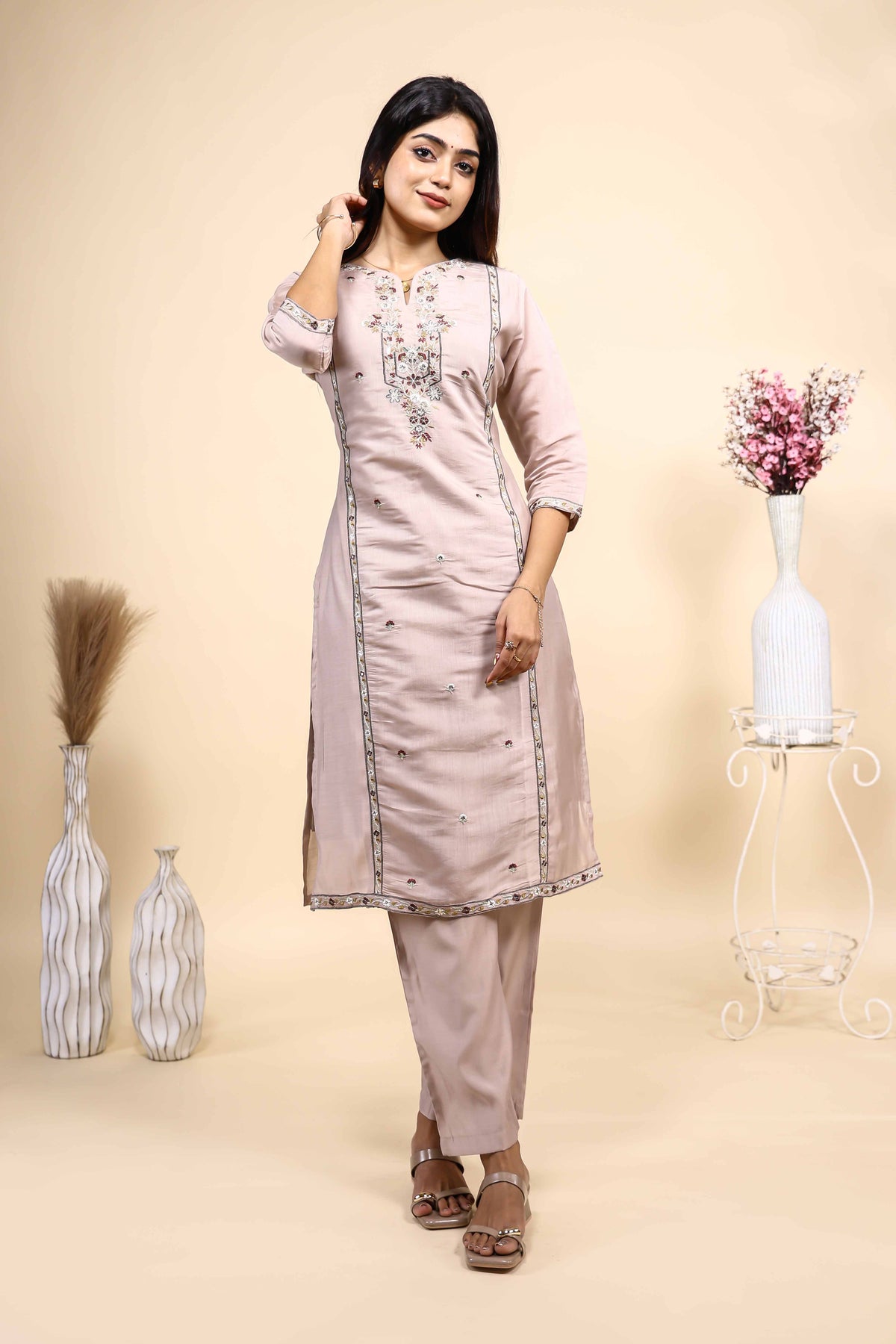 Elegant Dusty Pink Embroidered Straight Kurta with Pants 2 Piece Set