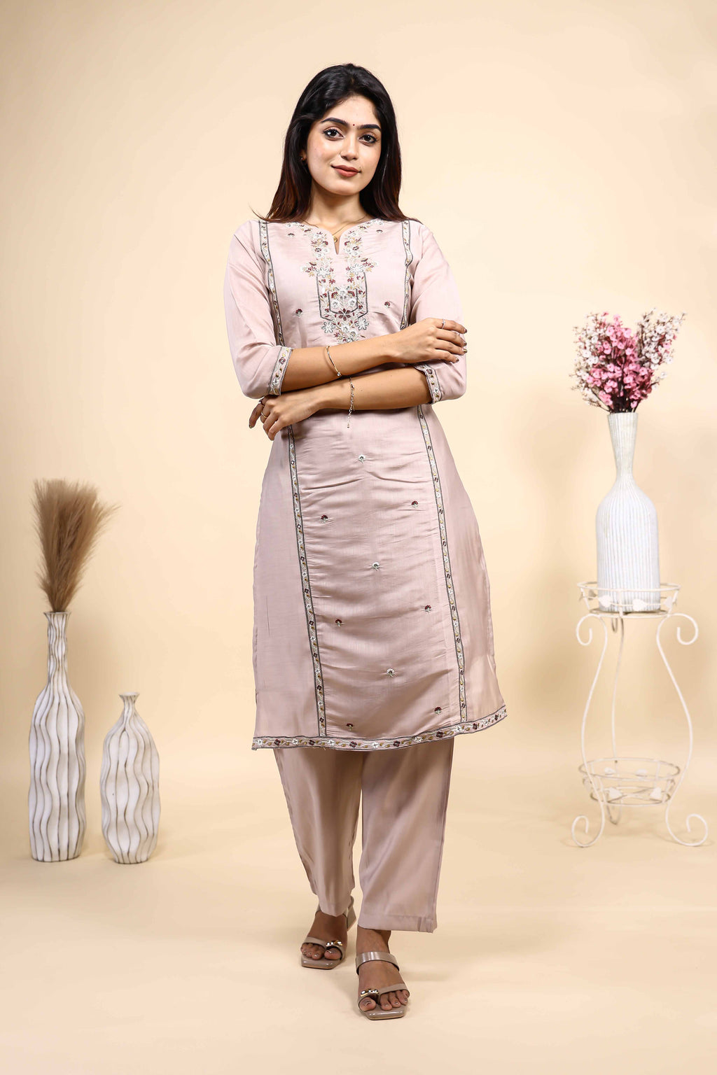 Elegant Dusty Pink Embroidered Straight Kurta with Pants 2 Piece Set