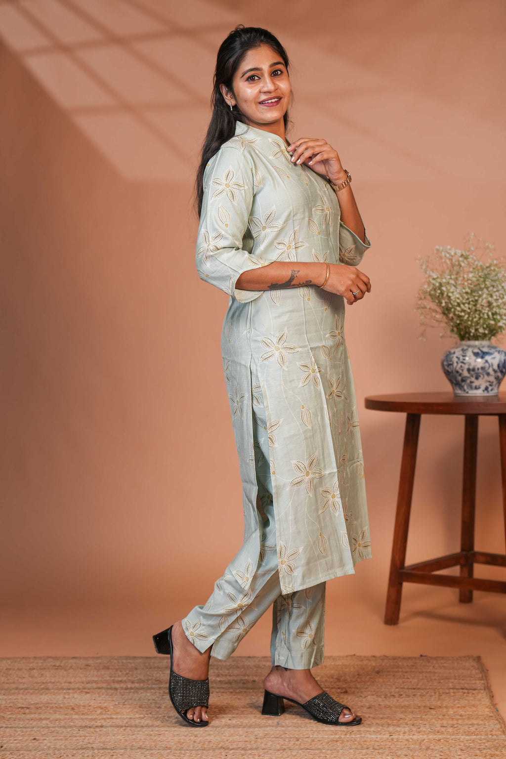 Elegant Straight-Cut Kurta With Matching Pants Co-Ord set
