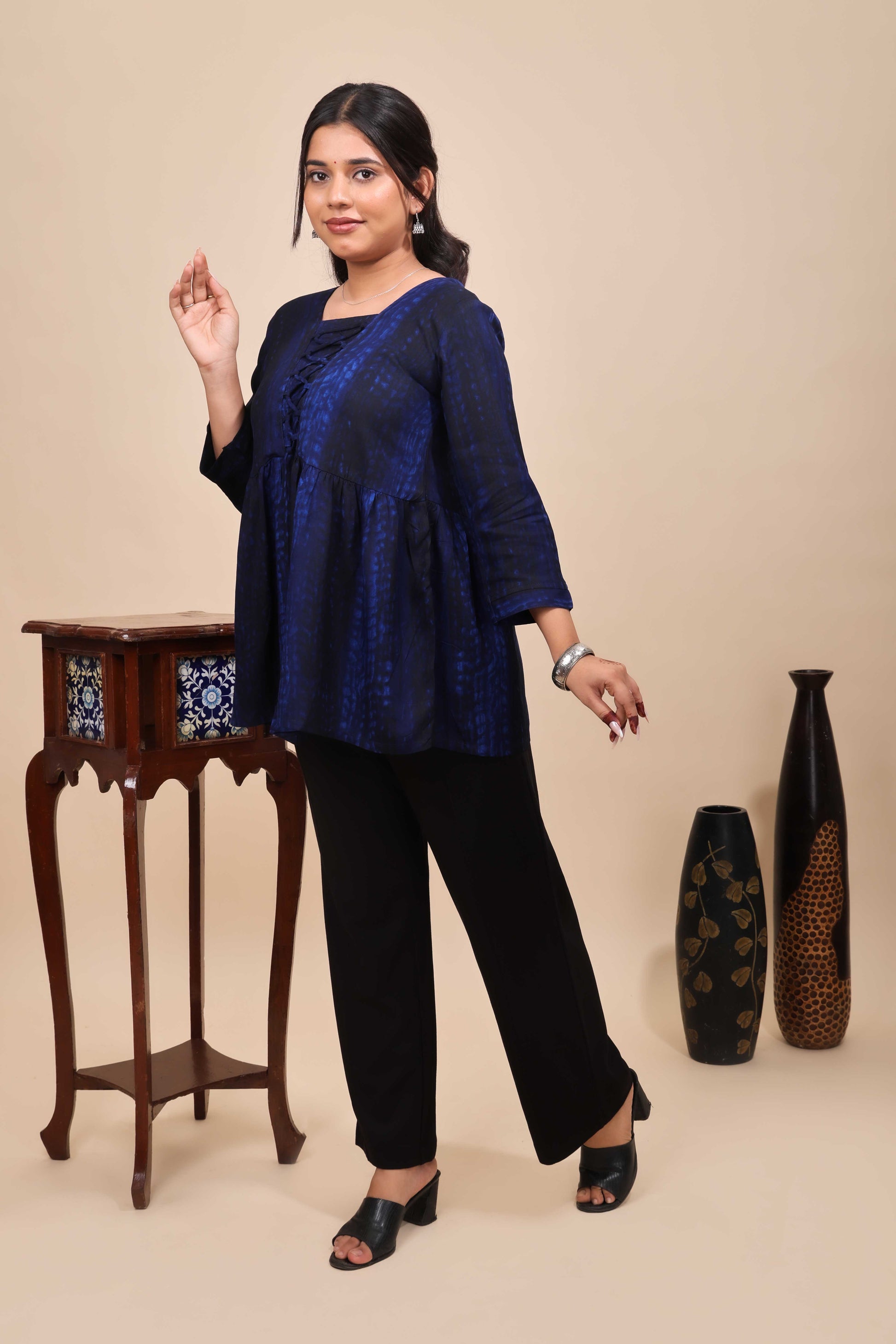 Women's Blue & Black Shibori Print 3/4 Sleeve Peplum Top