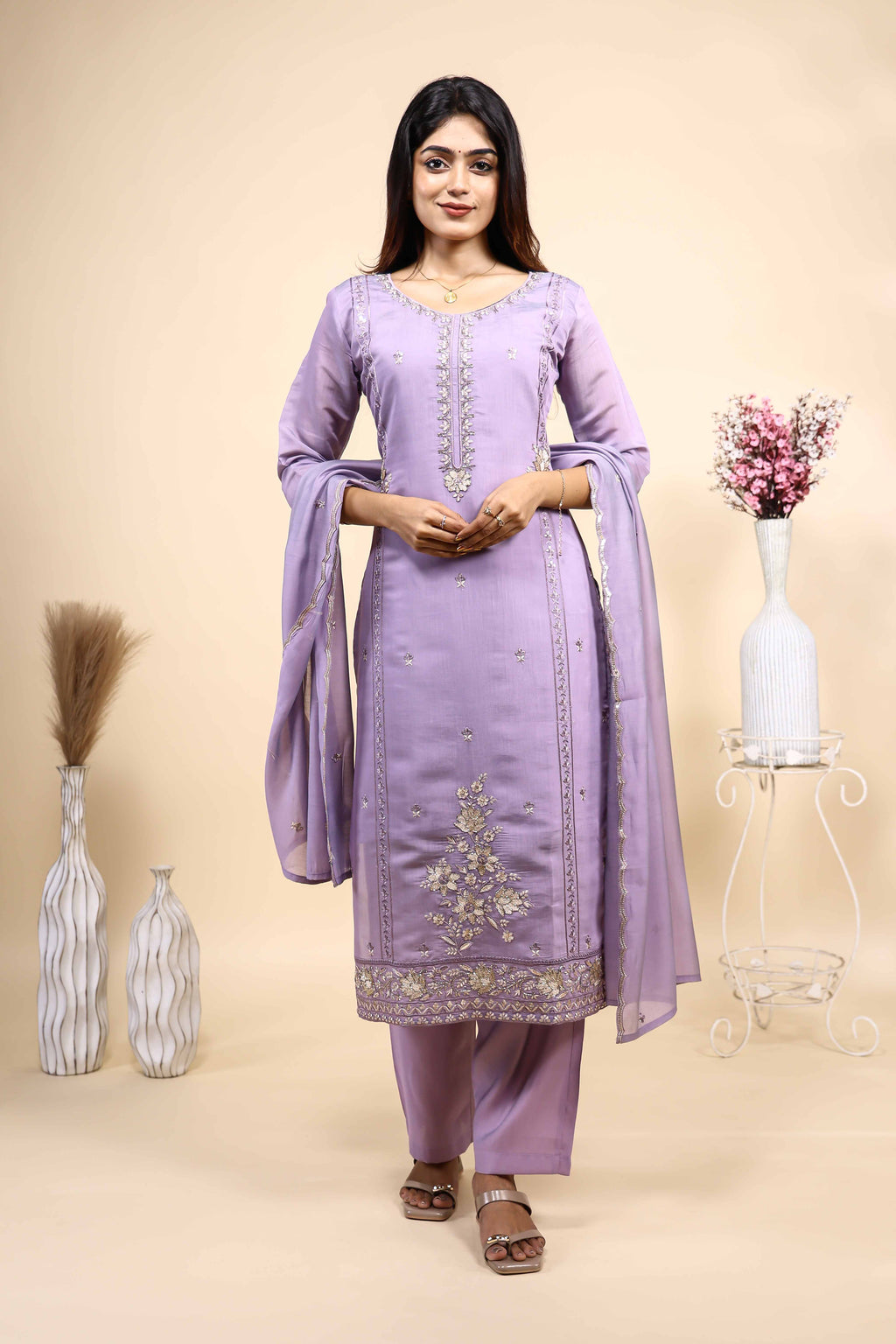 Elegant Lavender Embroidered Kurta Set with Dupatta 3 Piece Set