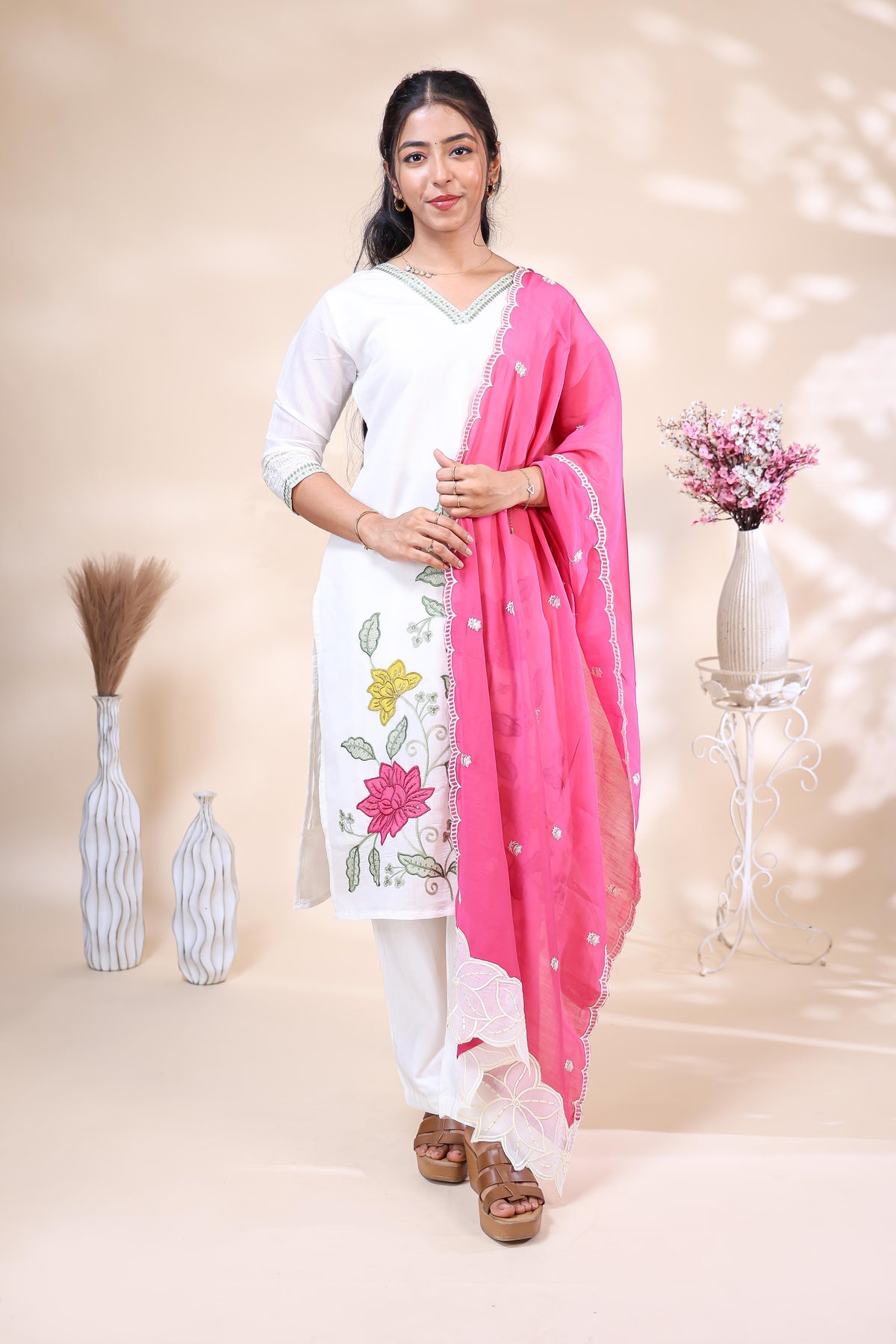 Elegant Off-White Floral Embroidered Kurta Set with Bright Pink Embroidered Scalloped Dupatta