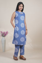 Blue Tie-Dye Printed Sleeveless Kurta with Matching Pants Set