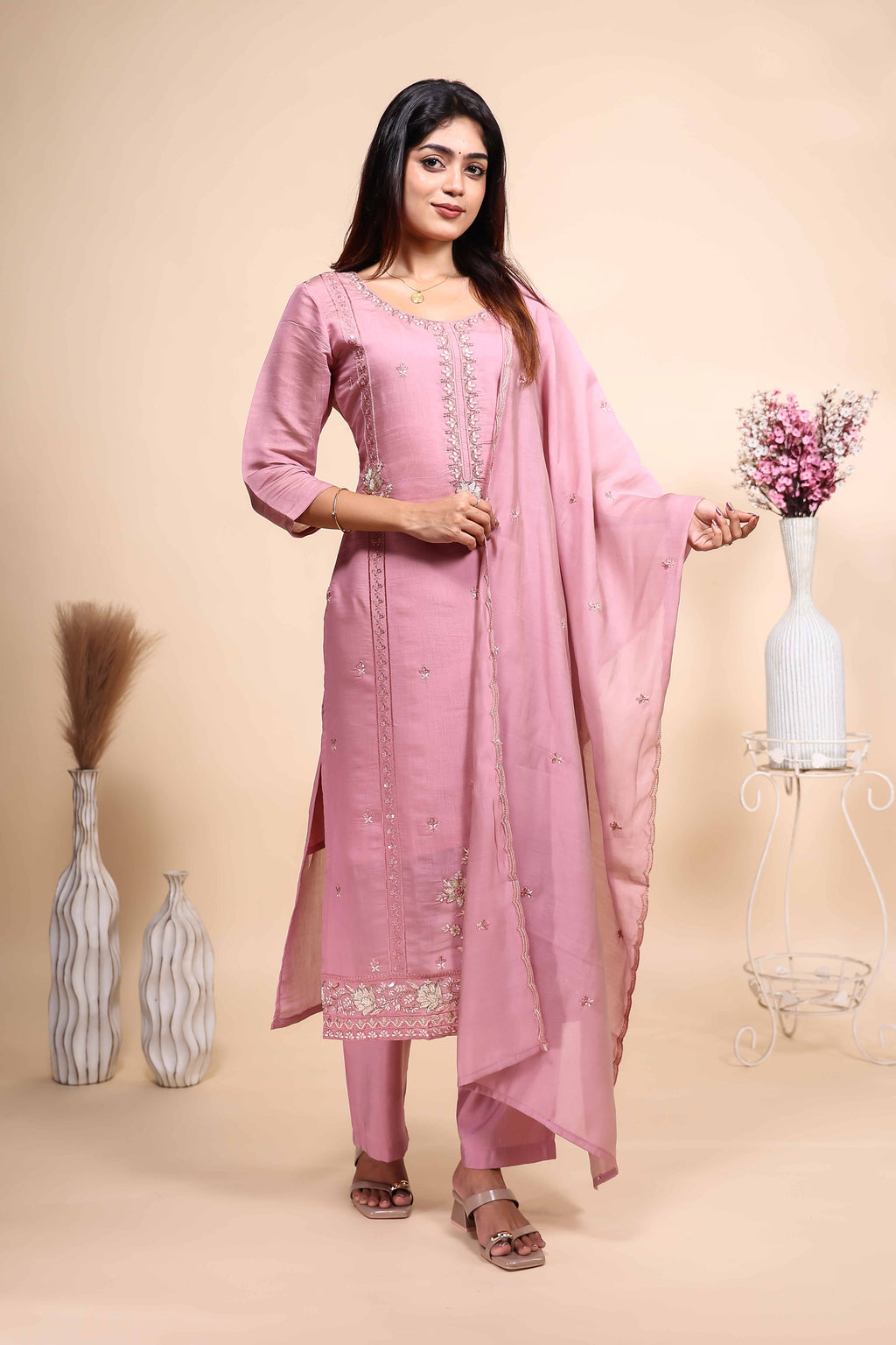 Elegant Dusty Pink Hand-Embroidered 3 piece Set with Dupatta