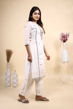 Elegant Off-White Embroidered Kurta and Pants 2 Piece Set