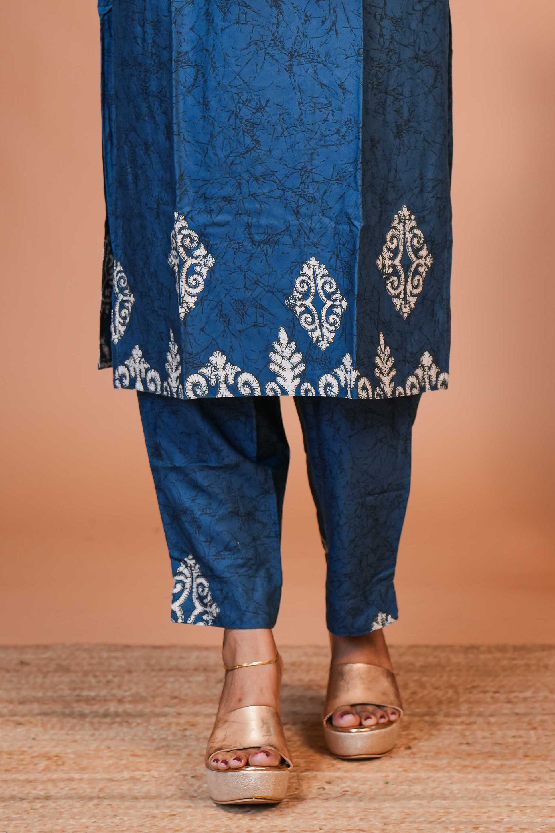 Blue Co- ord Set ith Abstract Wave Print Simple Design