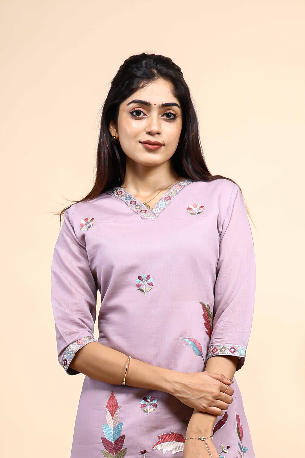 Women Lavender Floral Embroidered Straight Kurta with Trousers and Dupatta Set