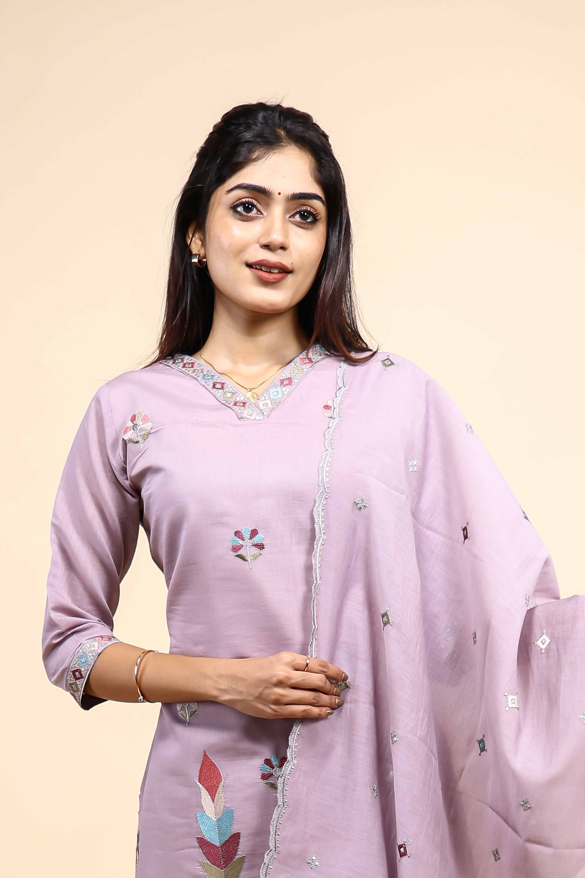 Women Lavender Floral Embroidered Straight Kurta with Trousers and Dupatta Set