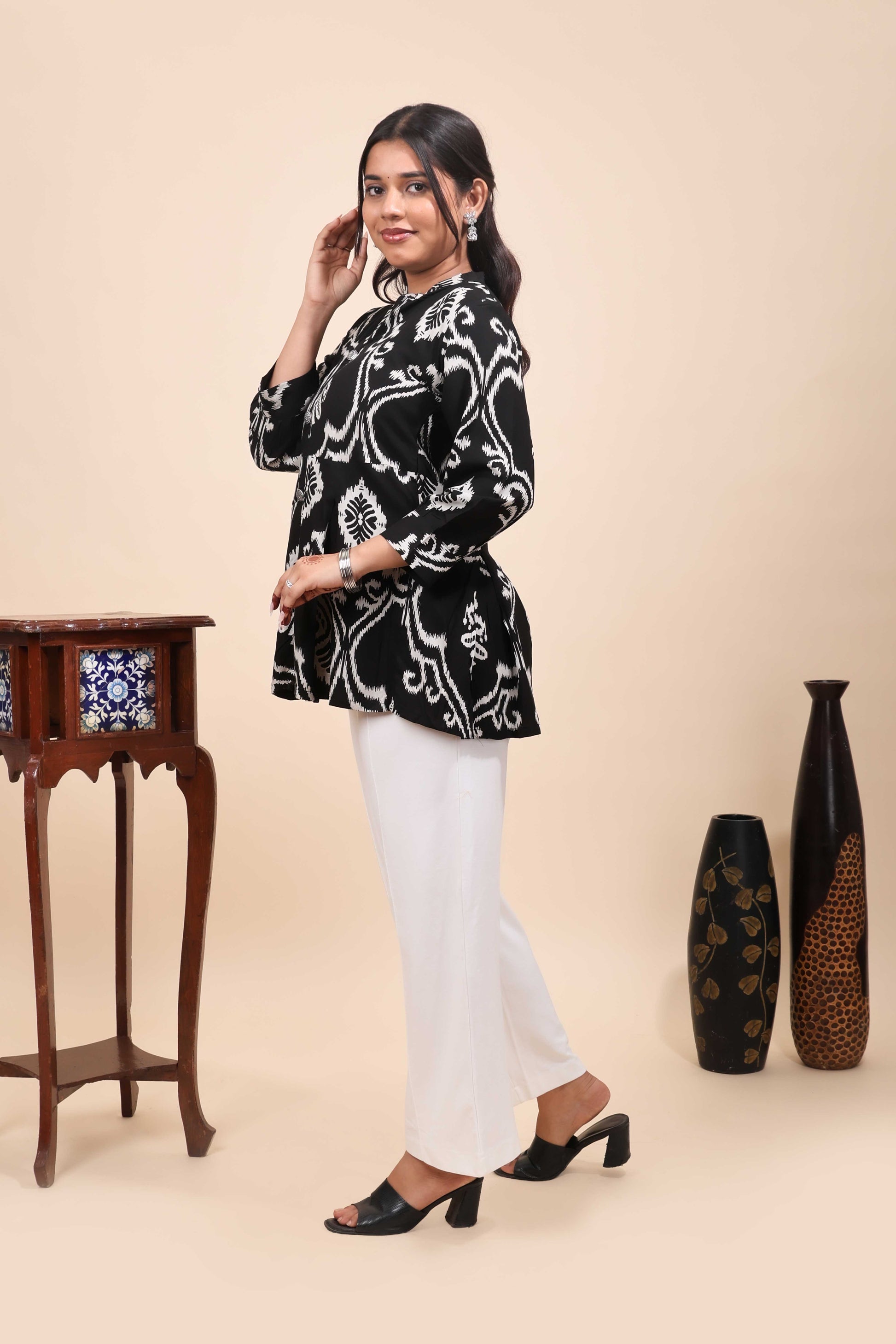 Black & White Ikat Print Peplum Tunic Top