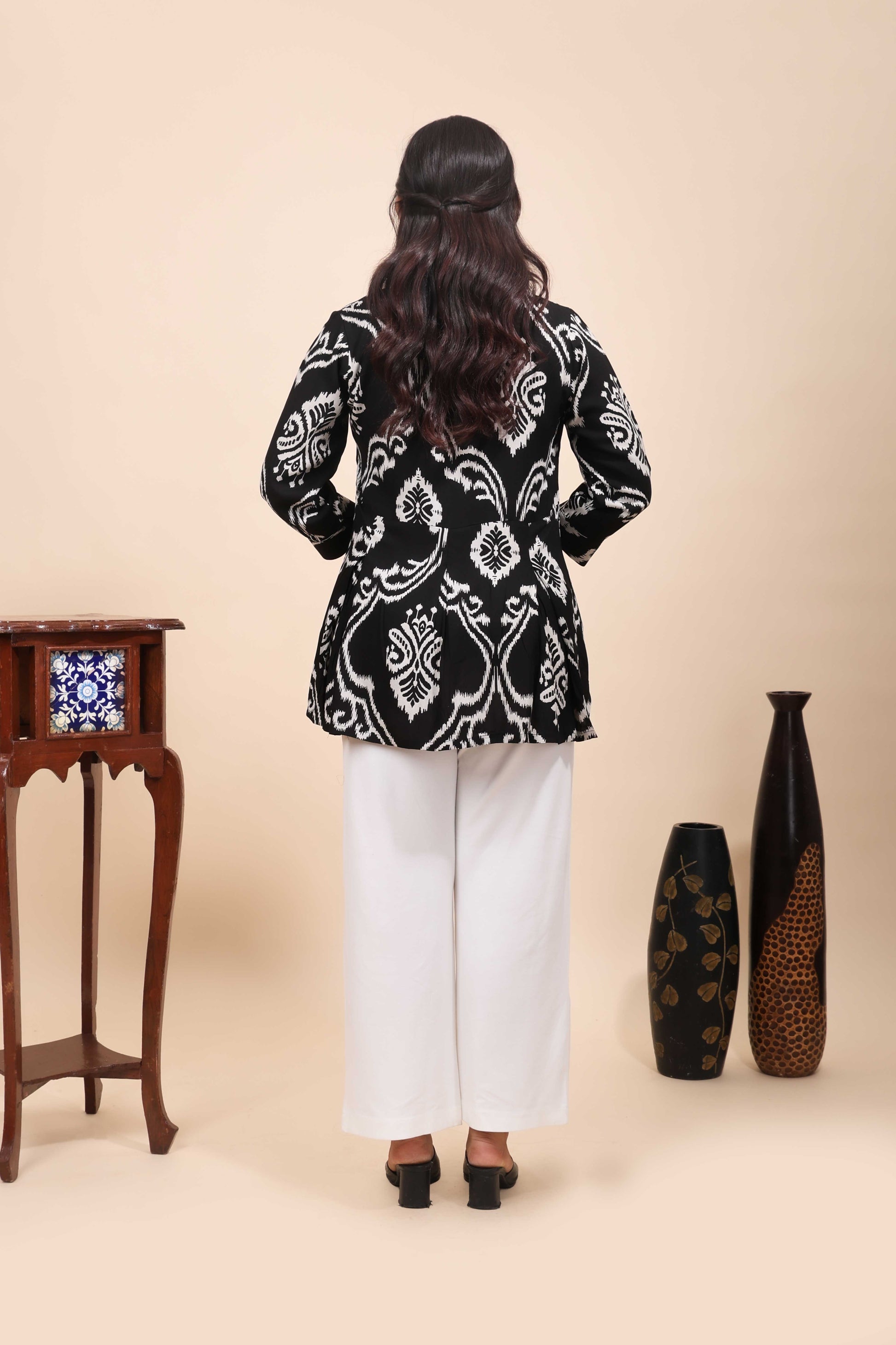 Black & White Ikat Print Peplum Tunic Top
